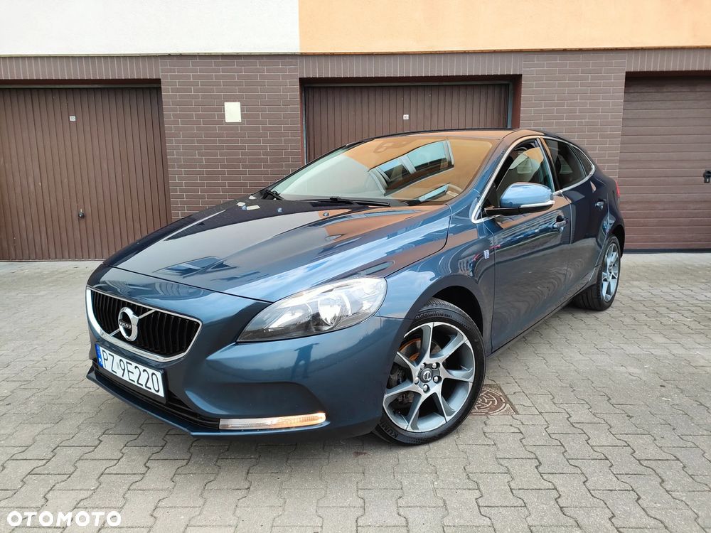 Volvo V40 D2 Ocean Race - 1