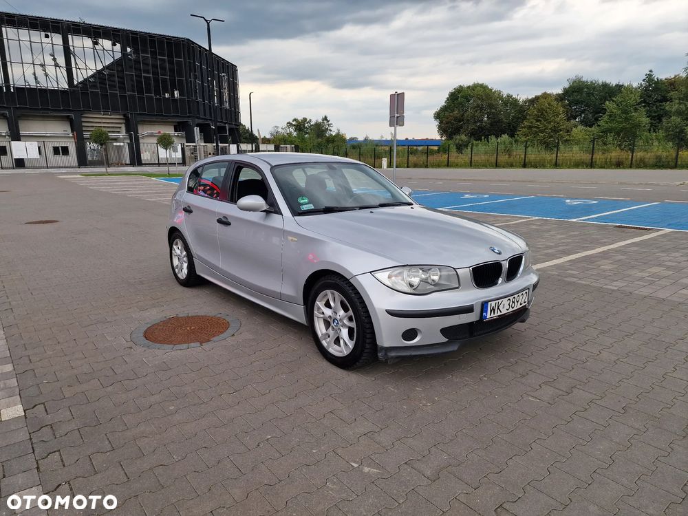 BMW Seria 1 116i - 11