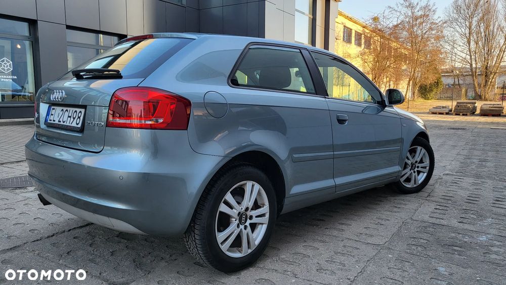 Audi A3 3-drzwiowe 2.0 TDI DPF Ambiente - 4