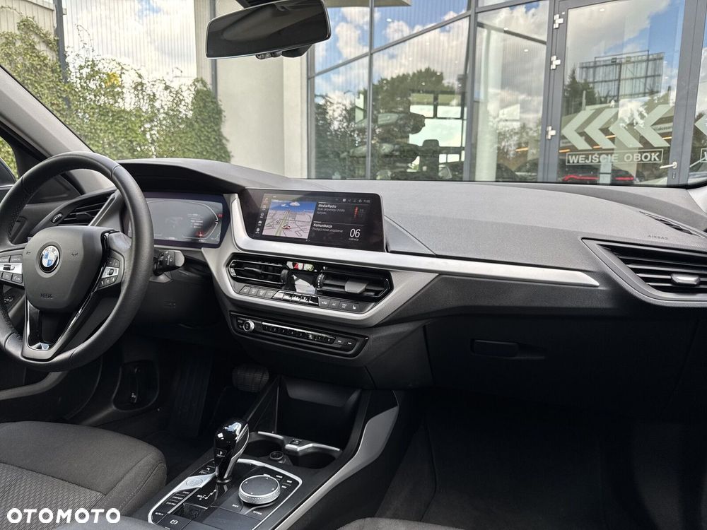 BMW Seria 1 - 21