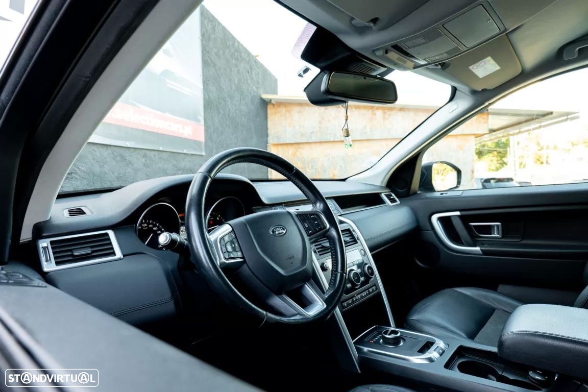 Land Rover Discovery Sport 2.0 TD4 SE Auto - 7
