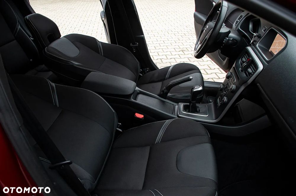 Volvo V40 D3 Drive-E Summum - 27