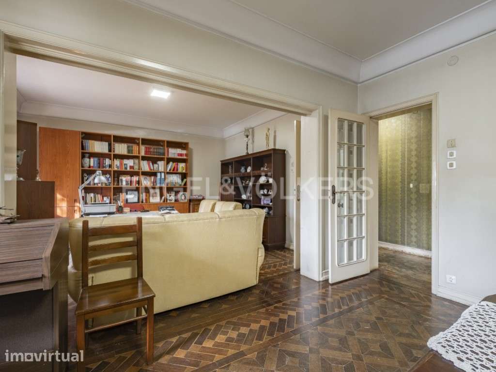 Moradia Isolada com Terreno de 1.300 m² em Alvalade - Grande imagem: 5/41