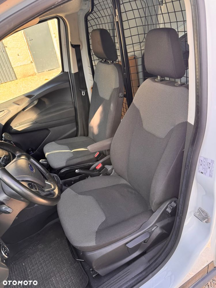 Ford Transit Courier Ambiente - 7
