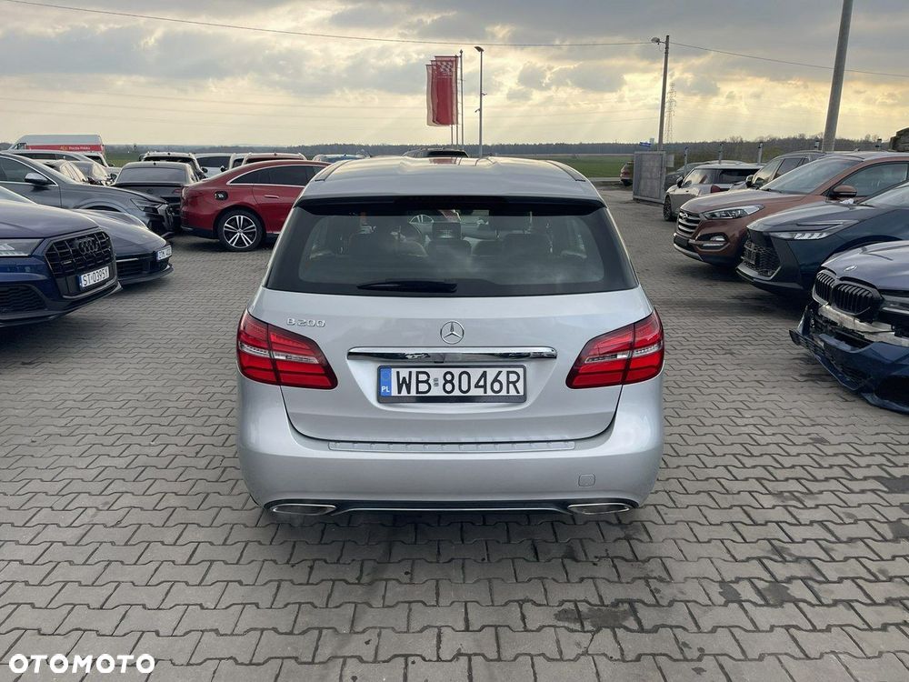 Mercedes-Benz Klasa B 200 7G-DCT Edition - 3