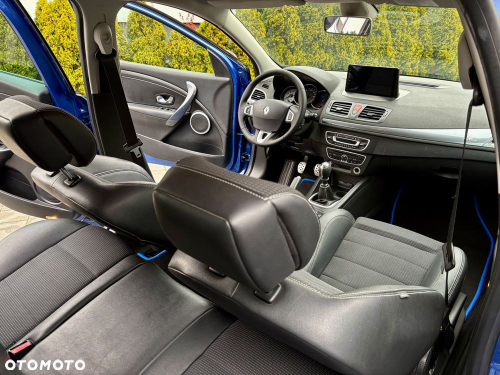 Renault Megane 1.9 dCi Color Edition - 10