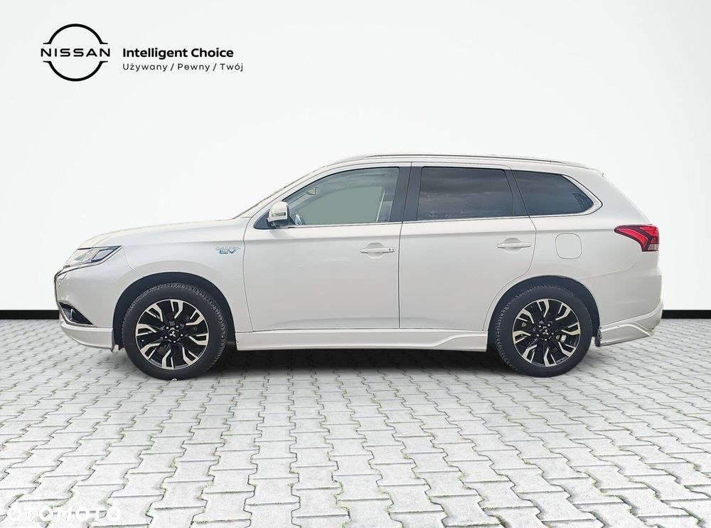 Mitsubishi Outlander - 9
