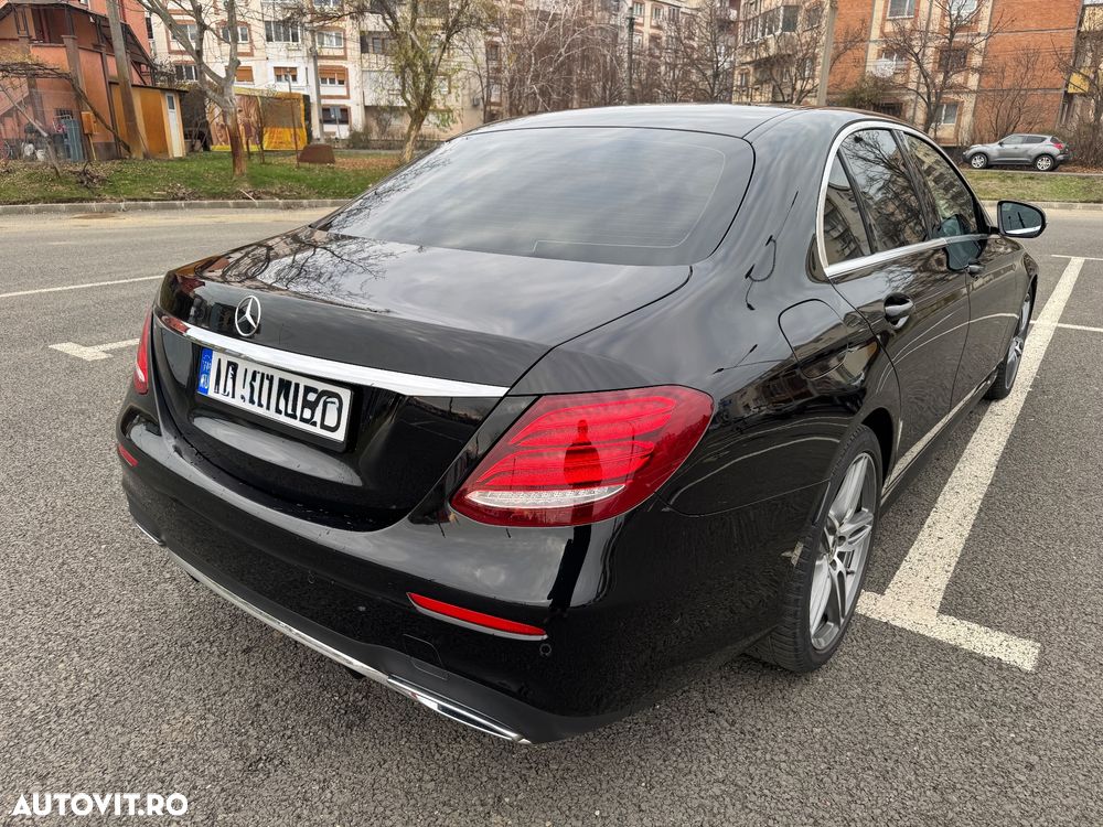 Mercedes-Benz E 220 d 9G-TRONIC AMG Line - 4