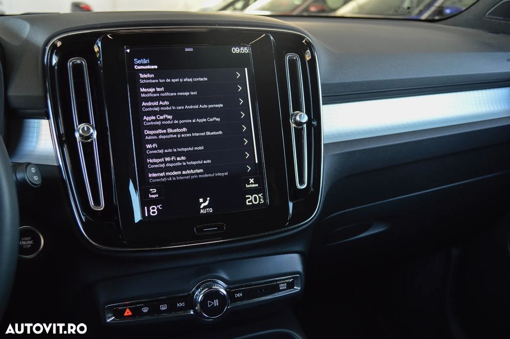 Volvo XC 40 T2 AT8 Momentum - 24