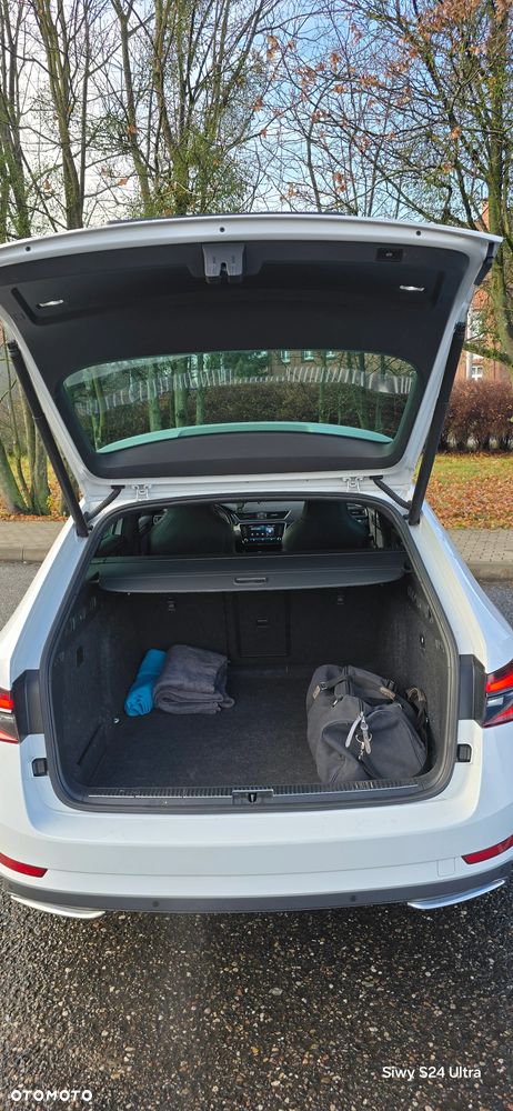 Skoda Superb 2.0 TDI 4x4 Sportline DSG - 9