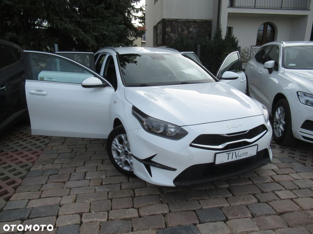 Kia Ceed 1.5 T-GDI M - 38