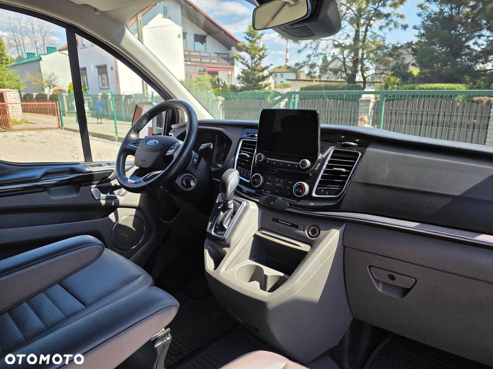 Ford Tourneo Custom 320 L2H1 VA Autm Titanium X - 11
