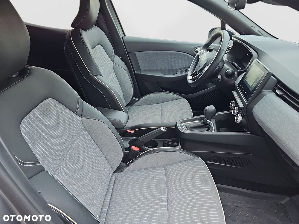 Renault Clio - 13