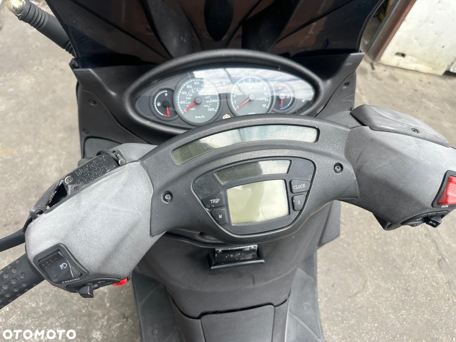 Piaggio X9 - 5
