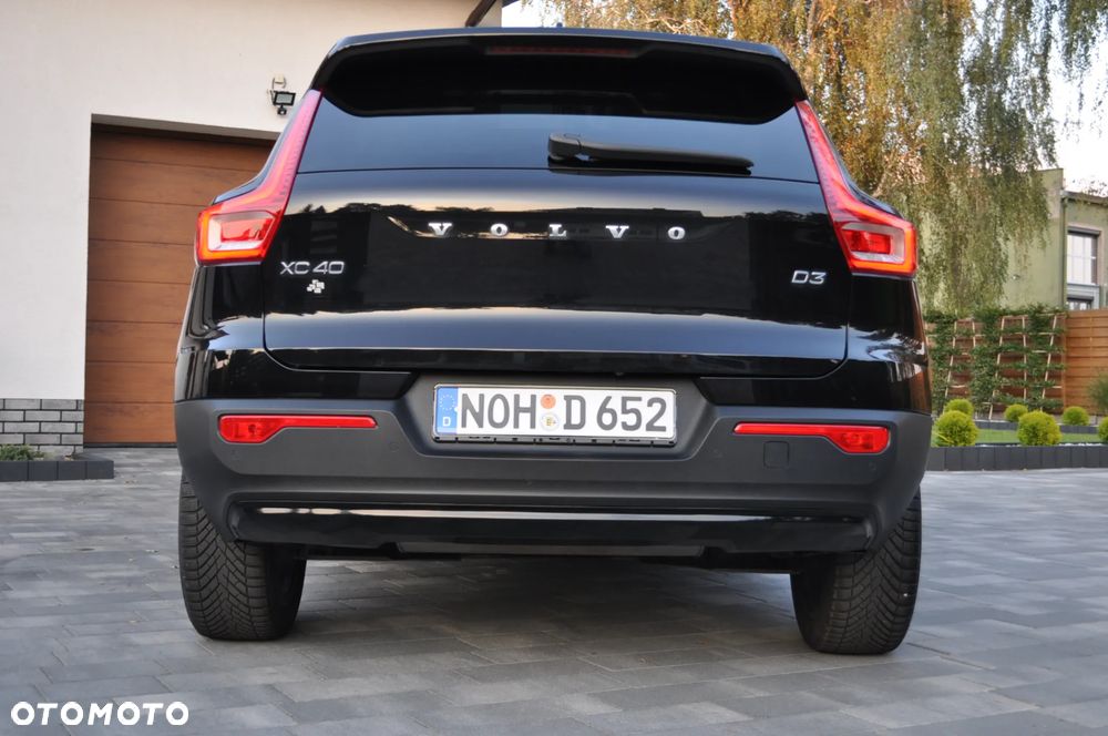 Volvo XC 40 D3 R-Design - 8