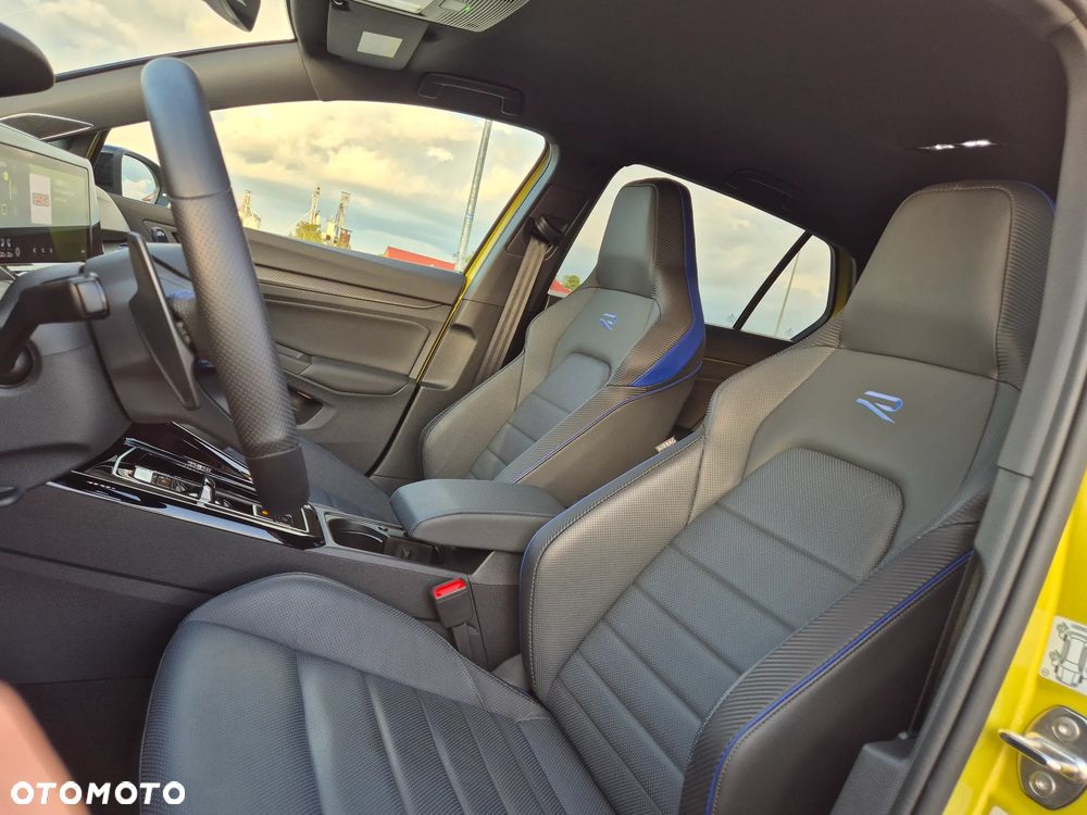 Volkswagen Golf 2.0 TSI OPF 4Motion DSG R Performance - 29