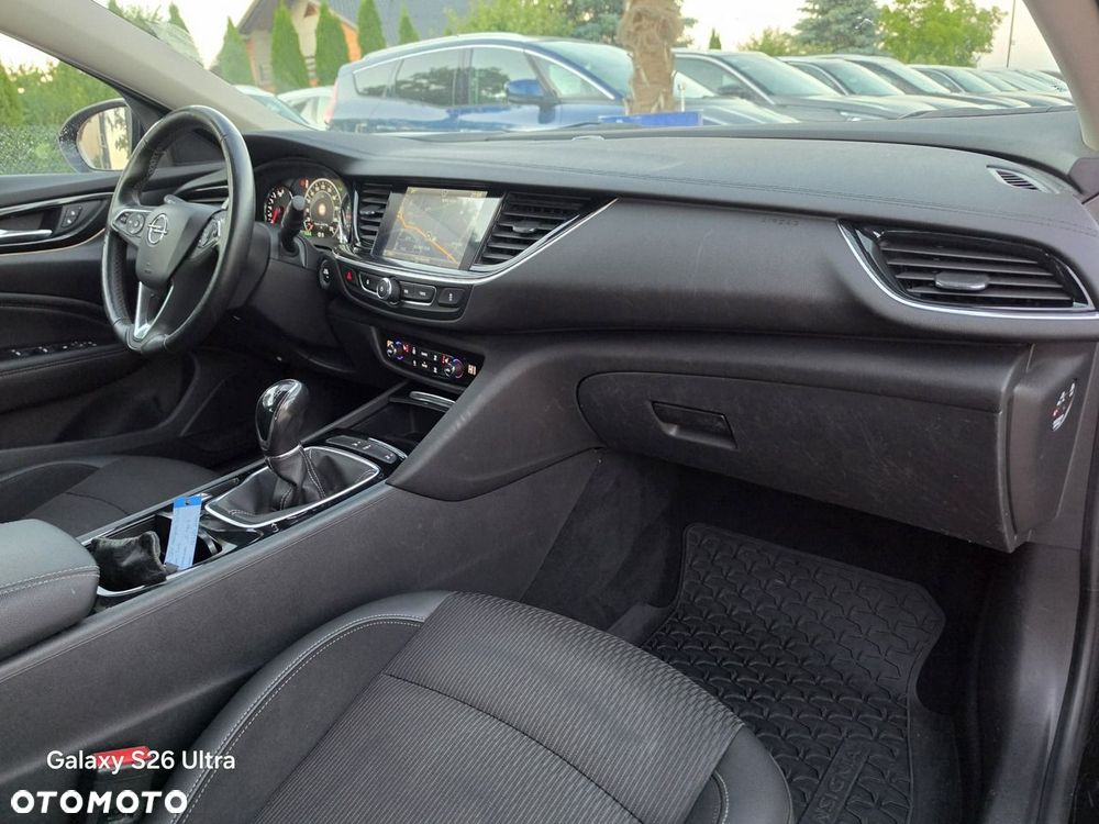 Opel Insignia - 36