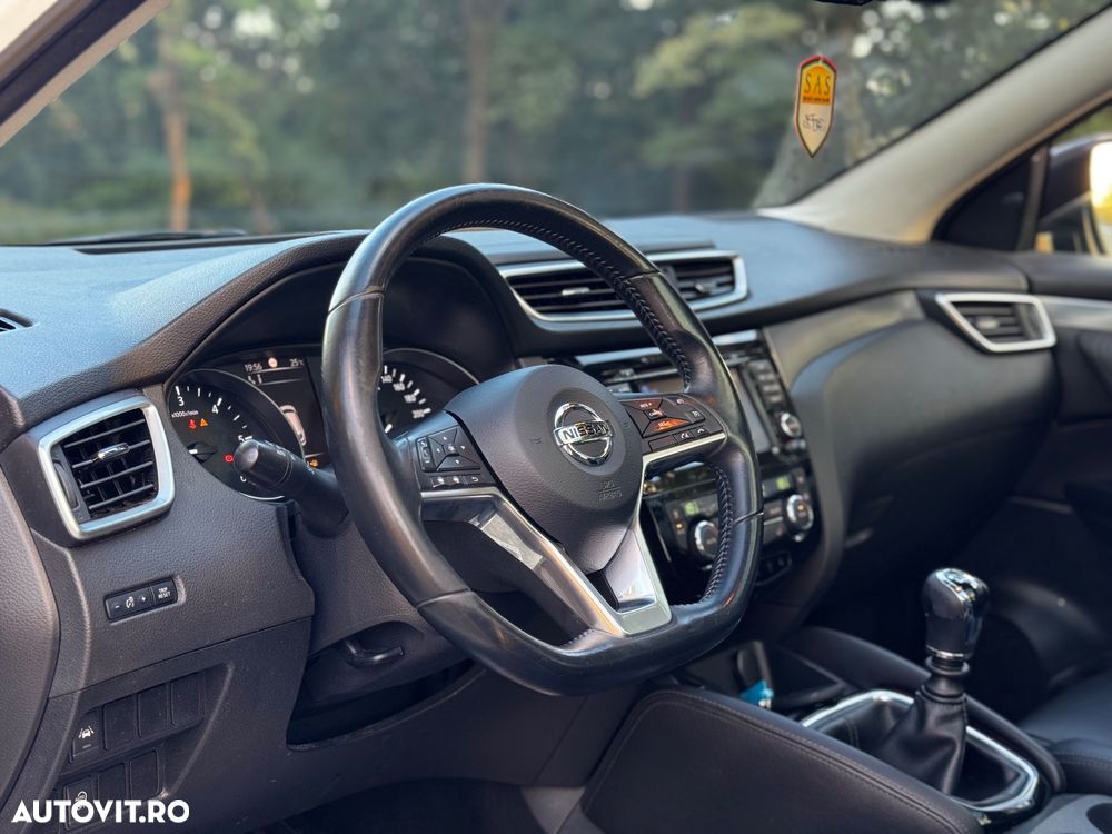 Nissan Qashqai 1.6 DCI TEKNA - 6