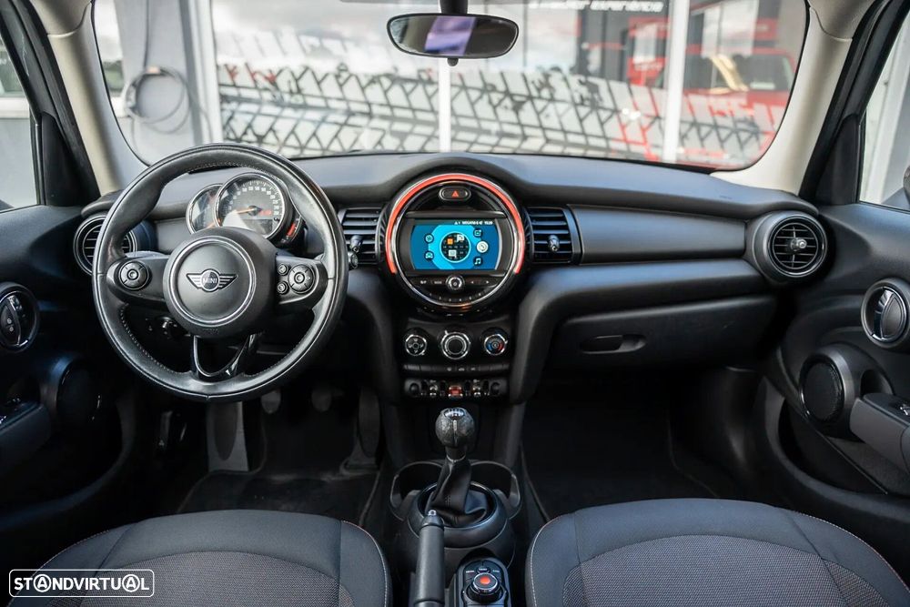 MINI 5 Portas One D - 7