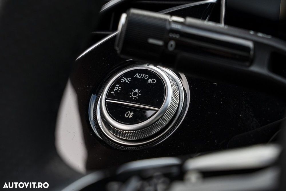 Mercedes-Benz E - 25