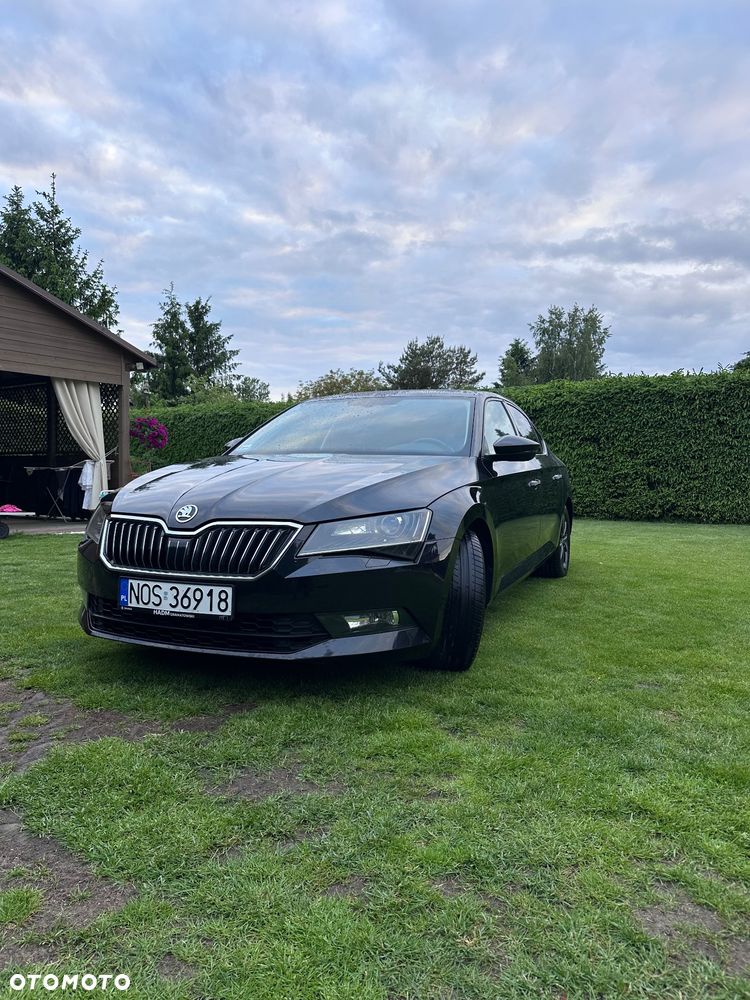 Skoda Superb 2.0 TDI Ambition DSG7 - 10
