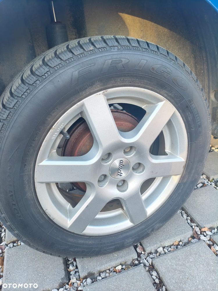 Volkswagen Fox 1.2 - 16