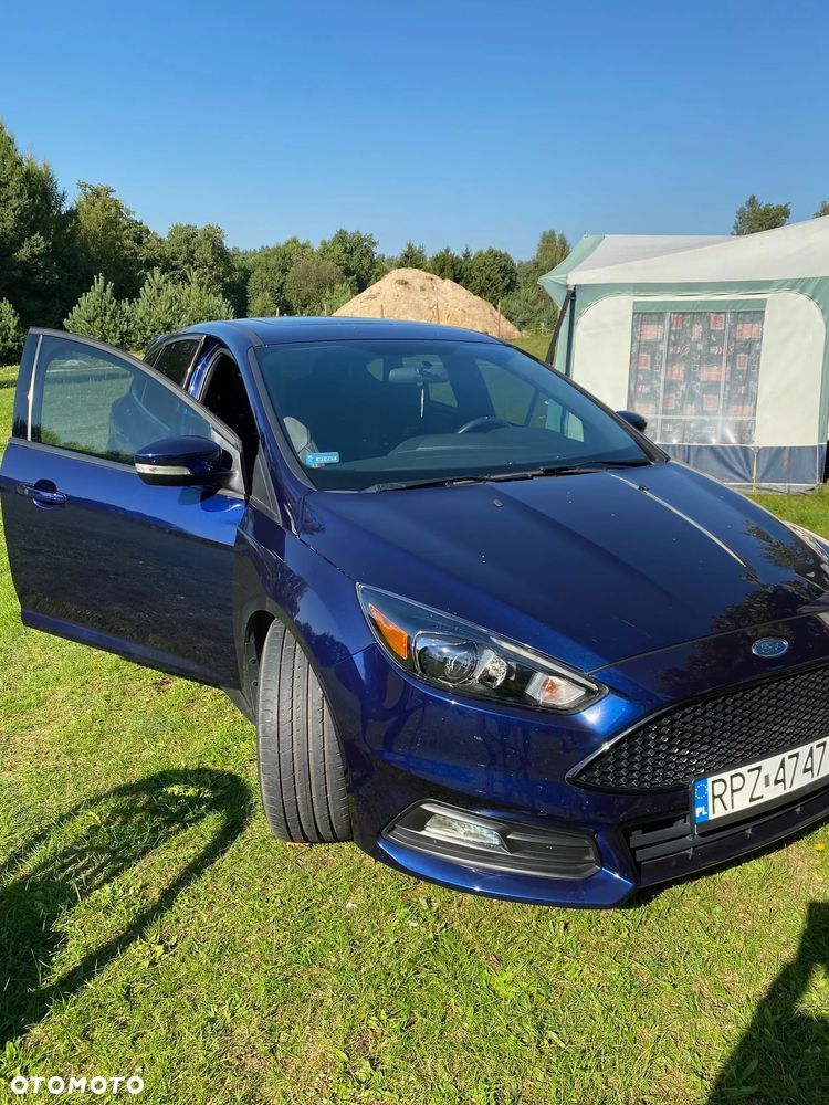 Ford Focus 2.0 EcoBoost ST-2 - 11