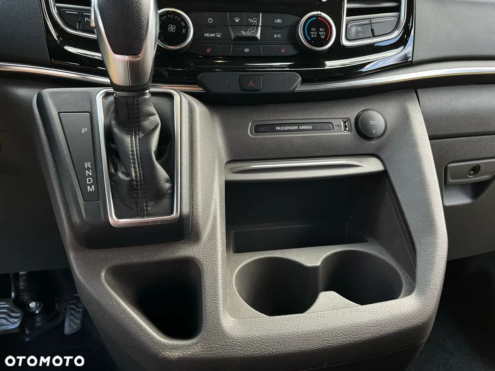 Ford Tourneo Custom 2.0 EcoBlue L1 Titanium SelectShift - 10