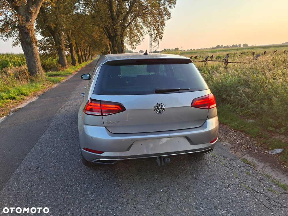 Volkswagen Golf 1.6 TDI (BlueMotion Technology) DSG Comfortline - 9