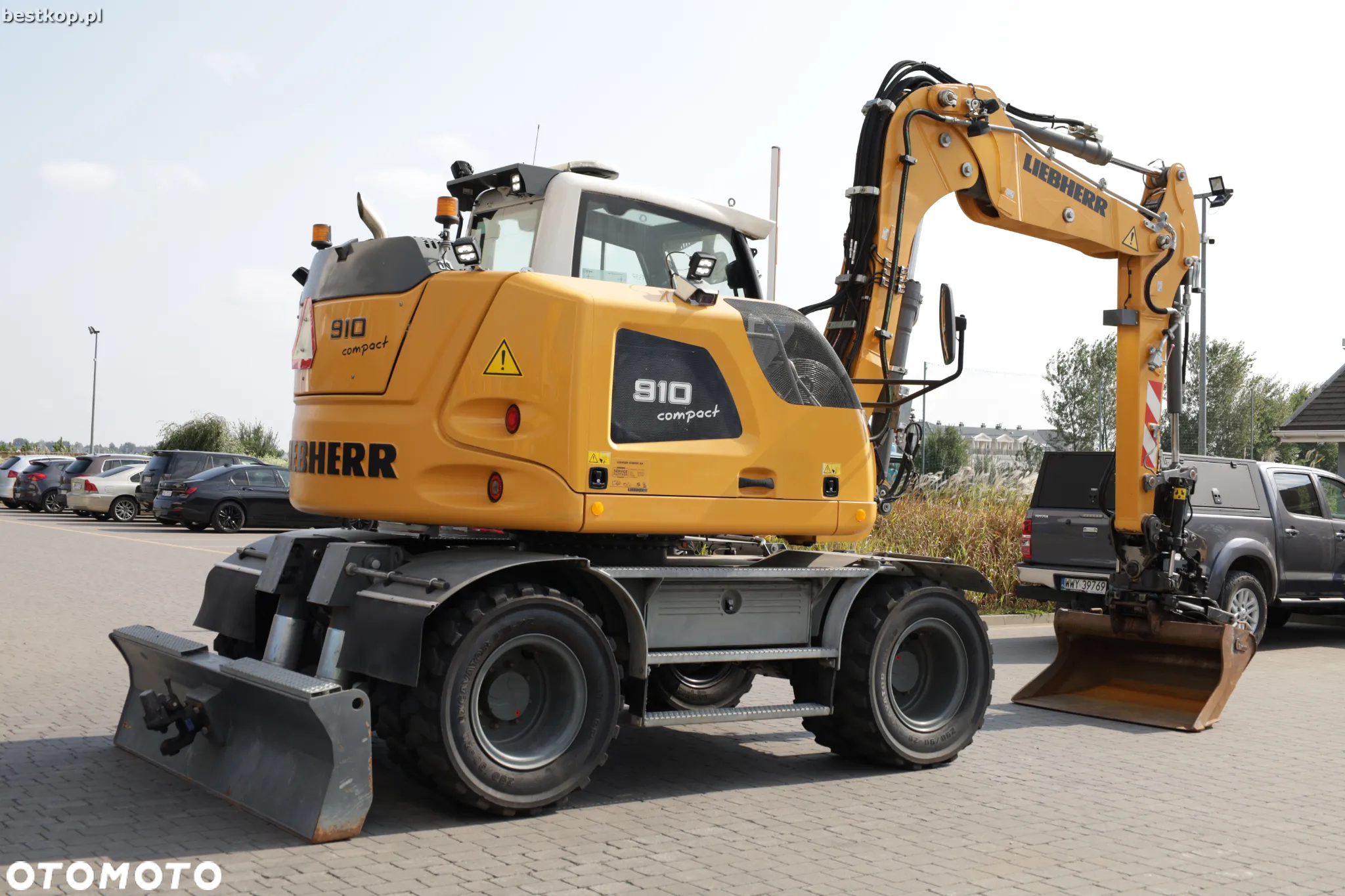 Liebherr A910 Compact Litronic - 5