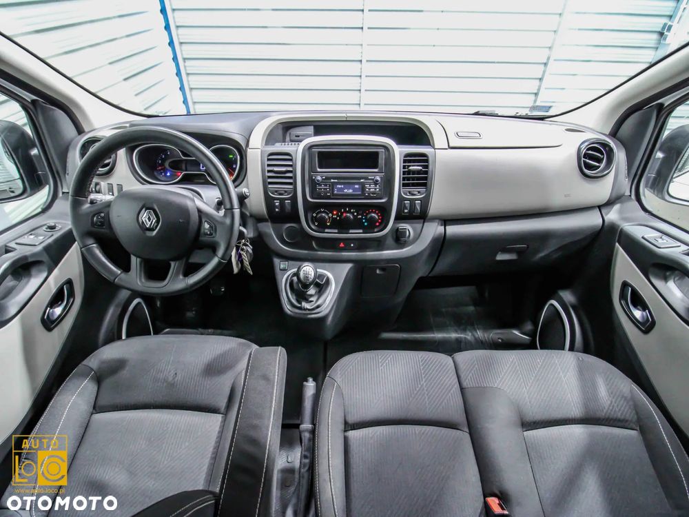 Renault TRAFIC LONG BRYGADÓWKA 6 OSÓB - 8