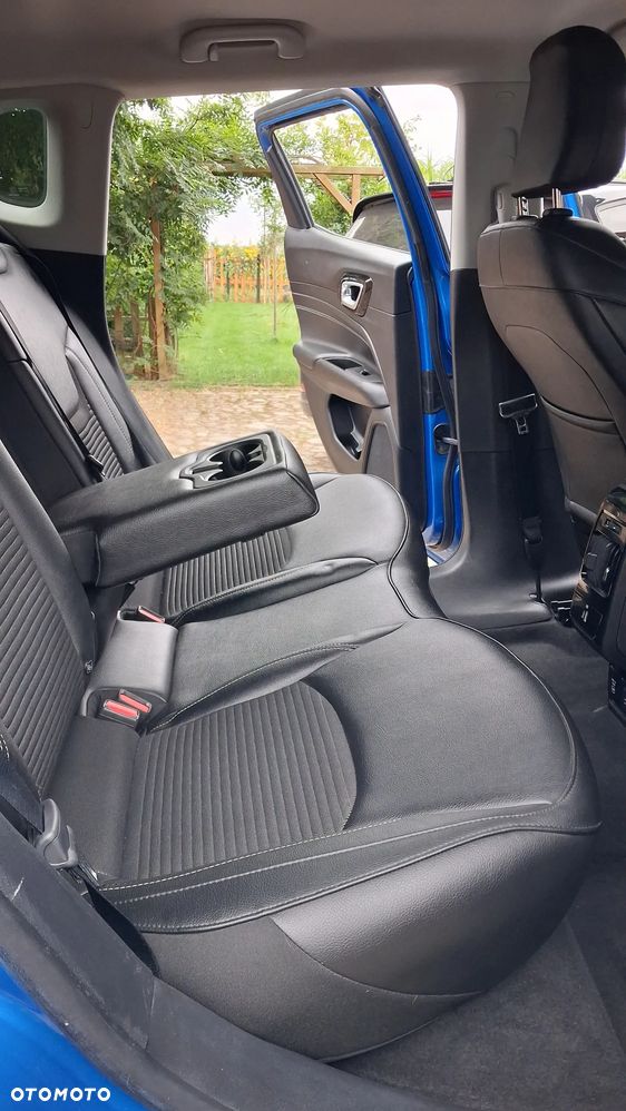 Jeep Compass 1.3 T4 4xe PLUG-IN HYBRID Automatik Limited - 16