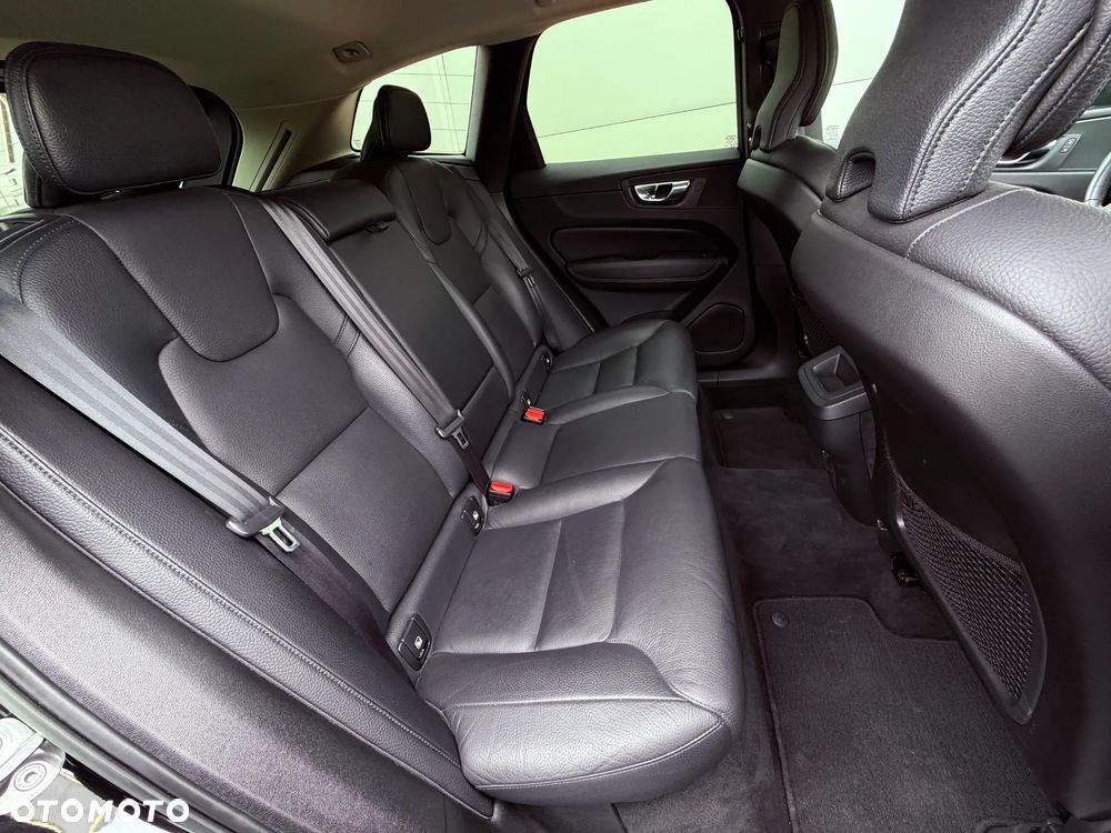 Volvo XC 60 B4 D Geartronic Momentum - 7