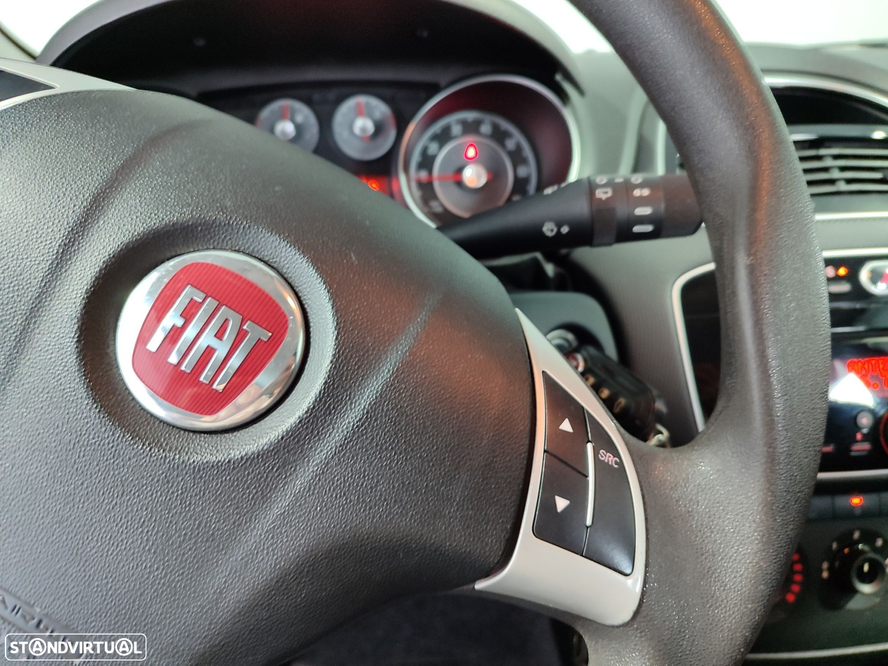 Fiat Punto 1.2 Easy S&S - 23
