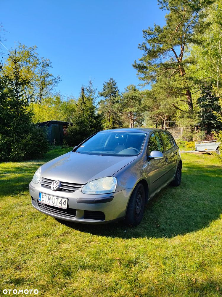 Volkswagen Golf 1.6 Trendline - 1
