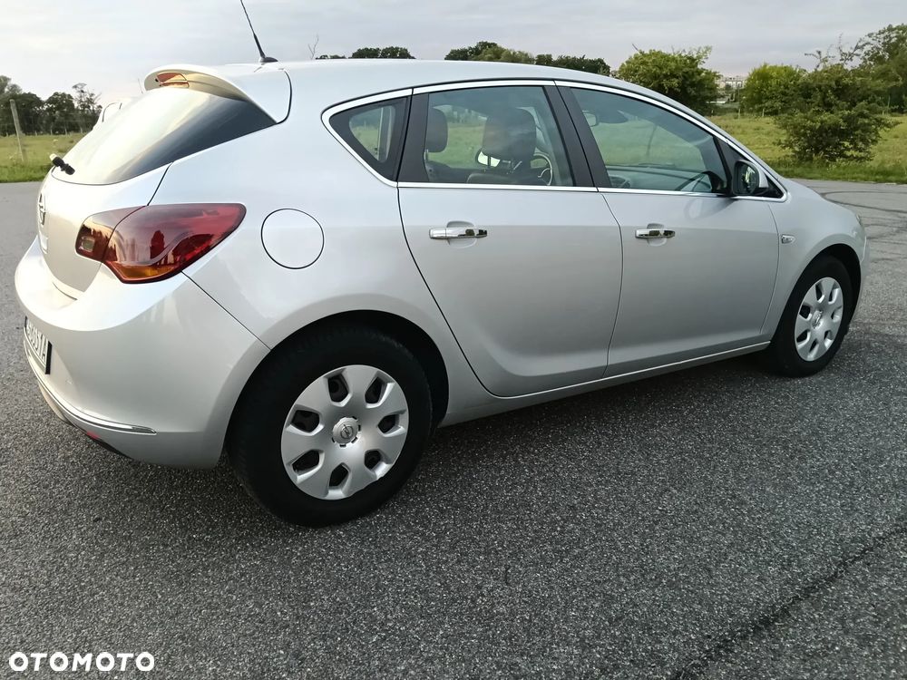 Opel Astra 1.7 CDTI - 26