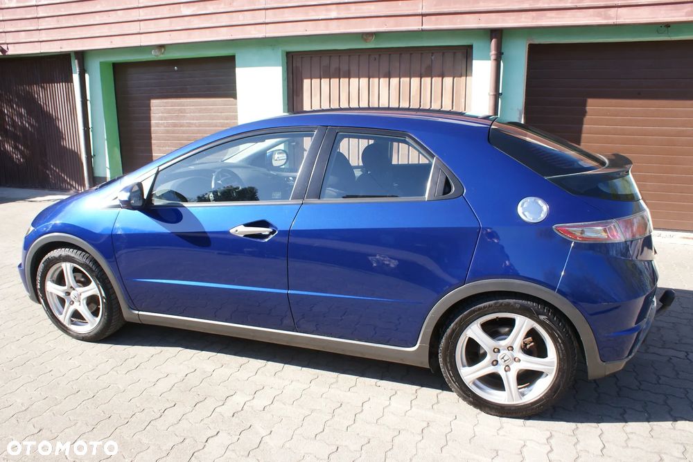 Honda Civic 1.4 i-VTEC - 11