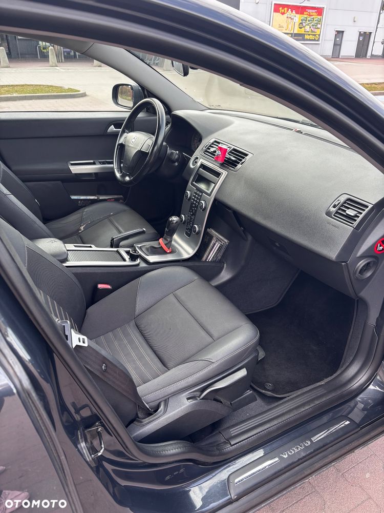 Volvo S40 2.0D - 14