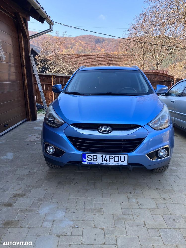 Hyundai ix35 2.0 CRDI 4WD Fifa World Cup Gold Edition - 1