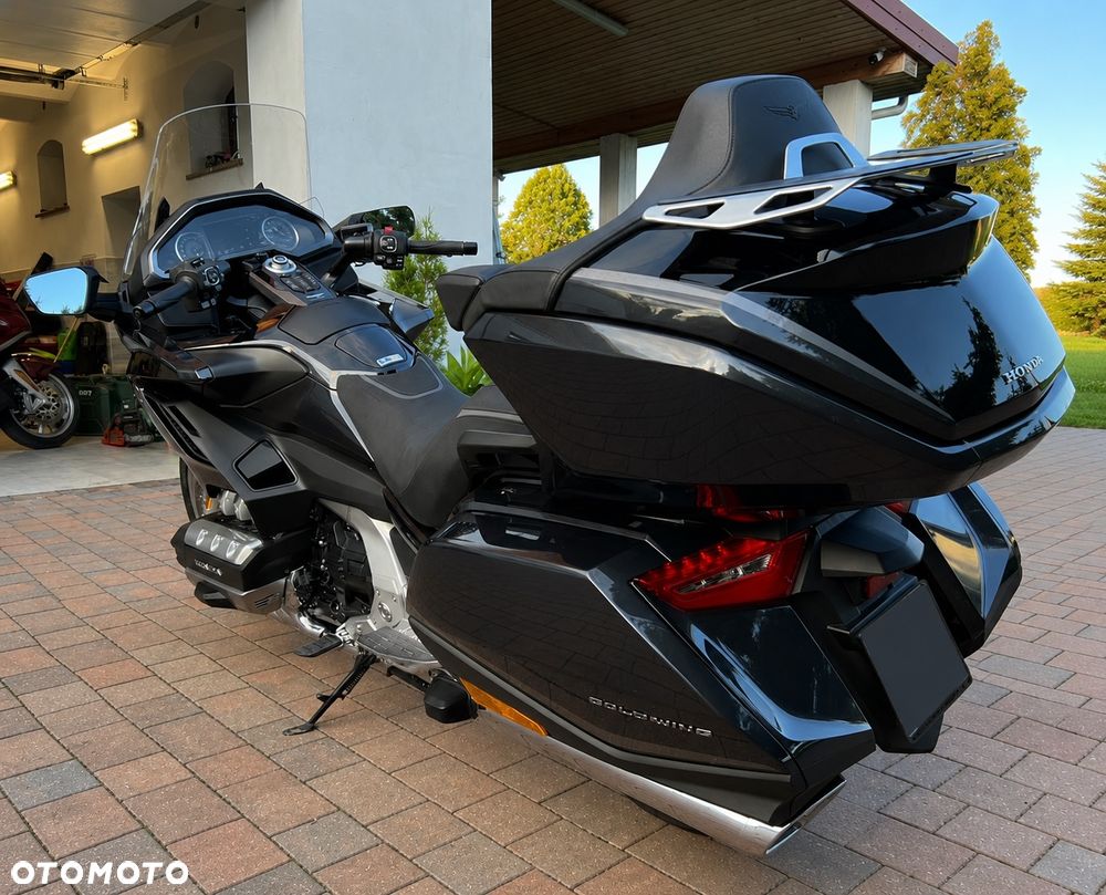 Honda GL - 8
