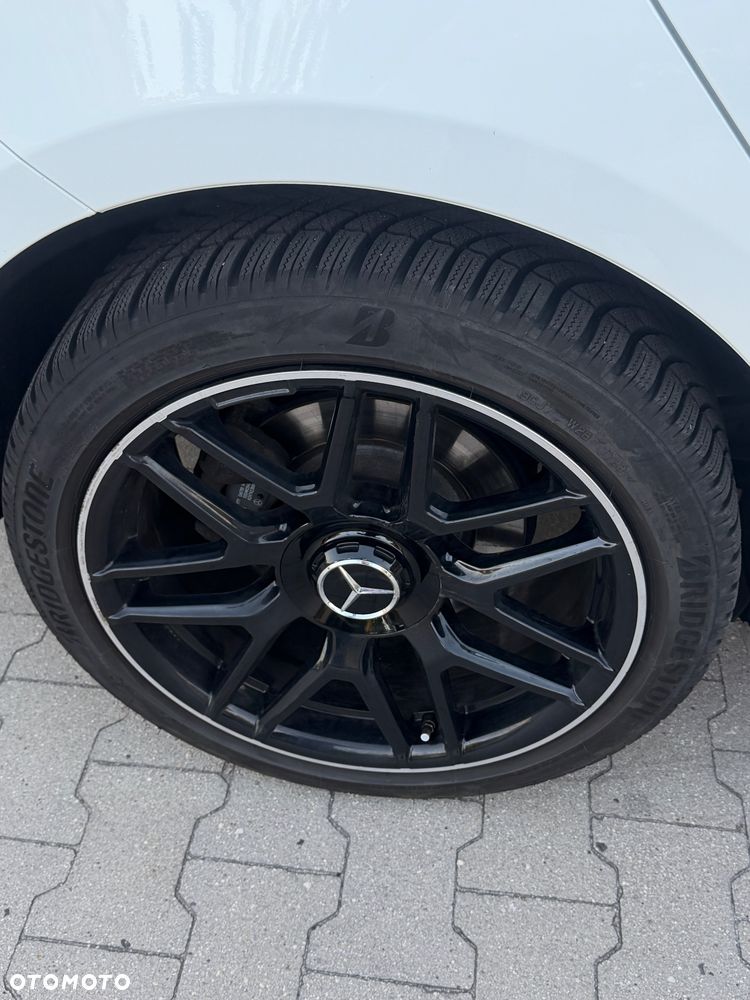 Mercedes-Benz CLA 200 d 4-Matic 8G-DCT - 11