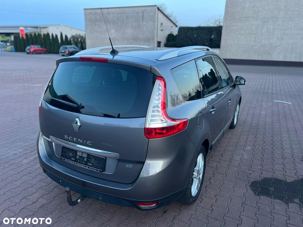 Renault Scenic 2.0 dCi Bose - 5