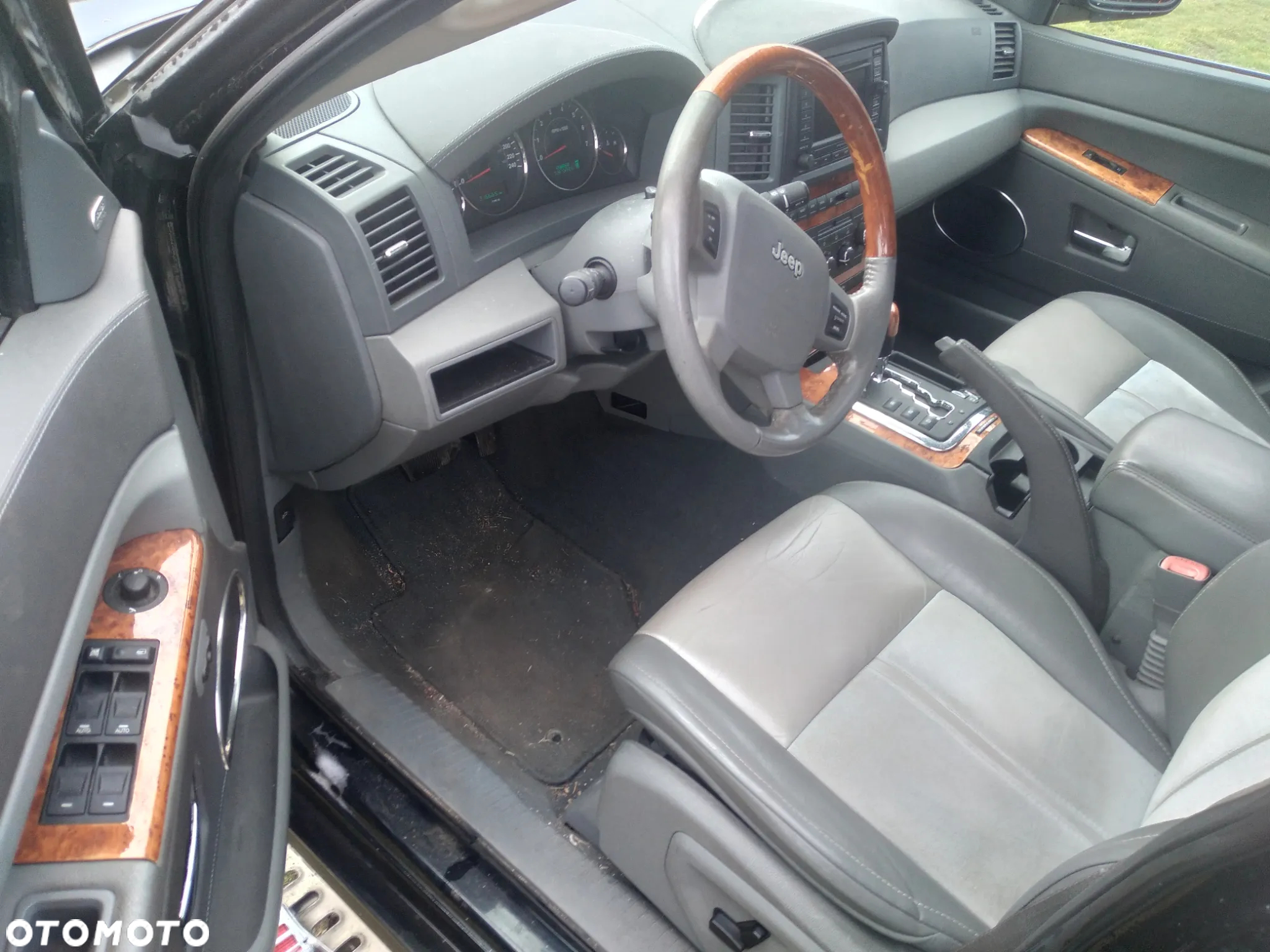 Jeep Grand Cherokee 5.7 V8 HEMI Automatik Overland