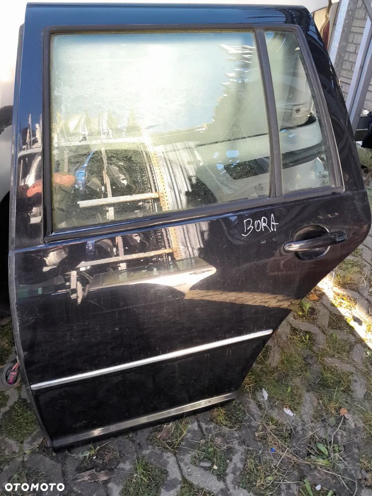 VW BORA DRZWI LEWE TYLNE LEWY TYŁ - 1