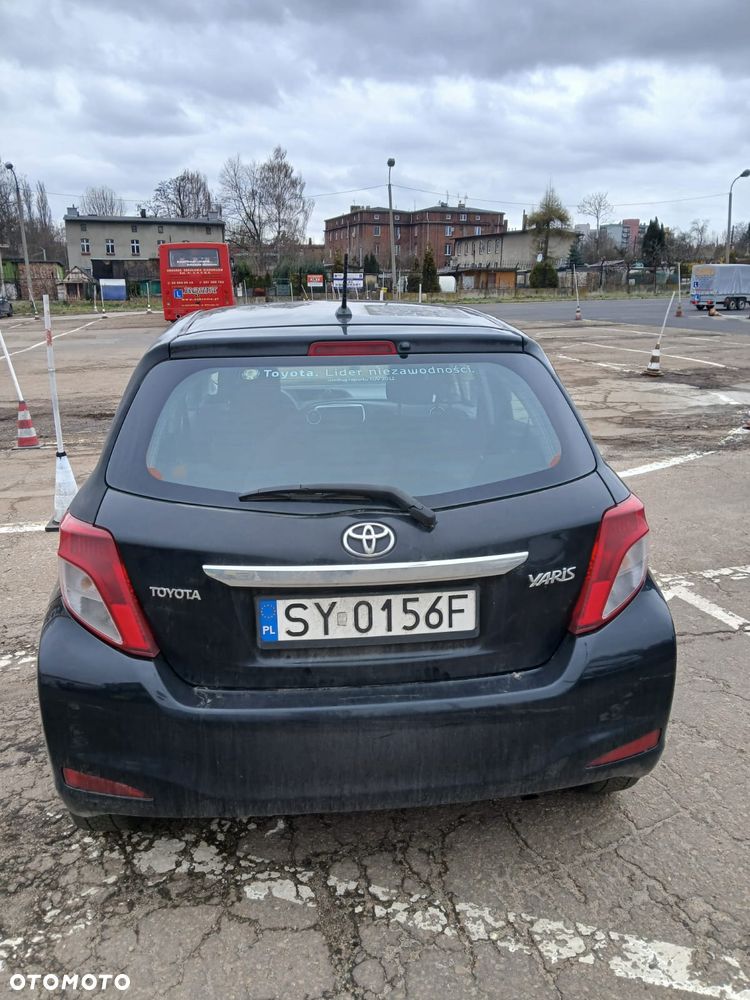 Toyota Yaris - 3