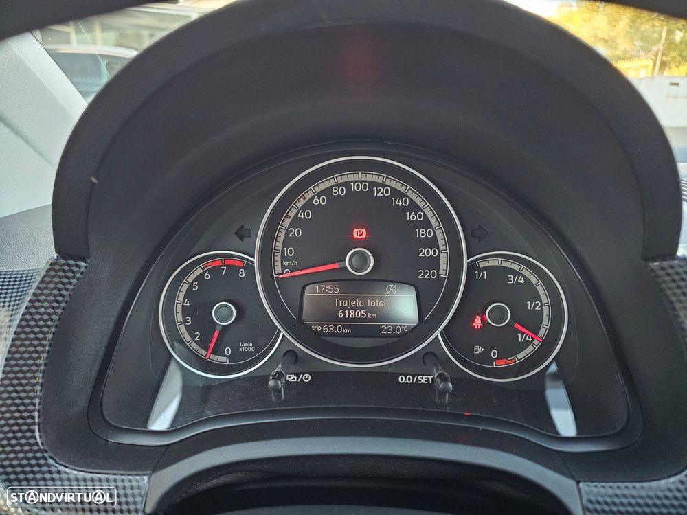 VW Up! 1.0 Move Color - 8