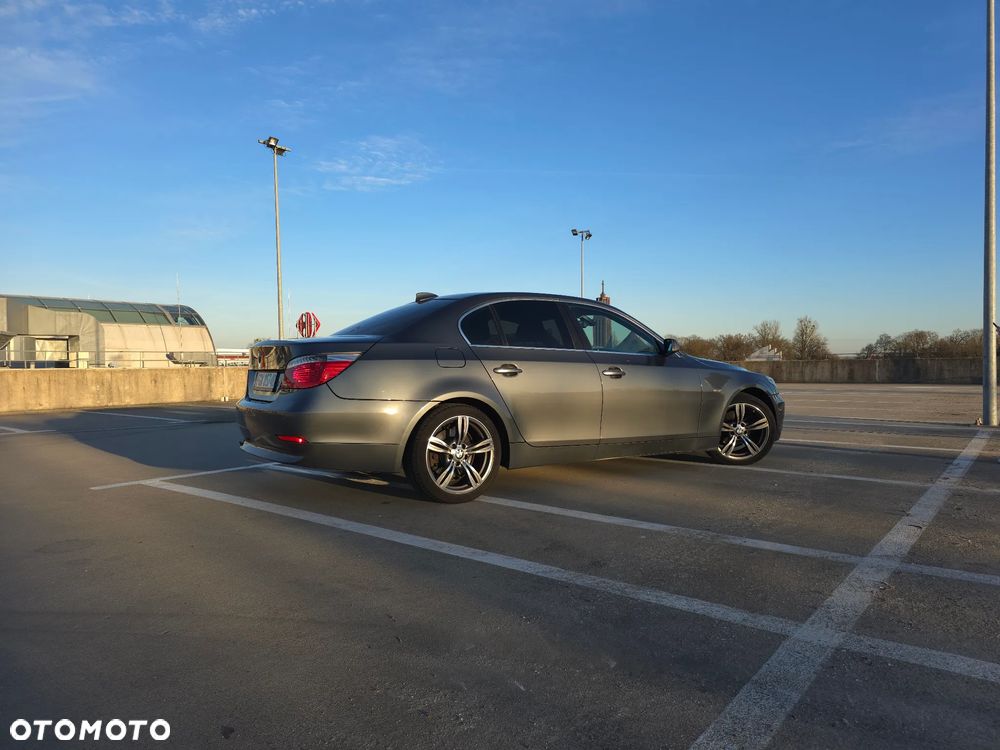 BMW Seria 5 - 11