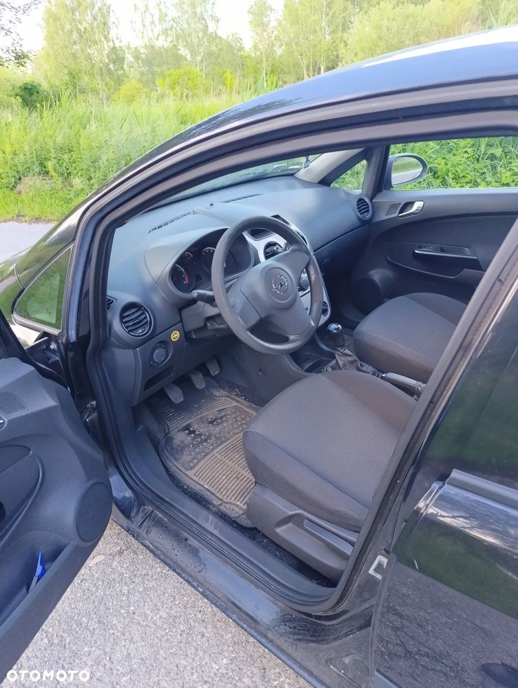 Opel Corsa 1.0 12V Essentia - 4