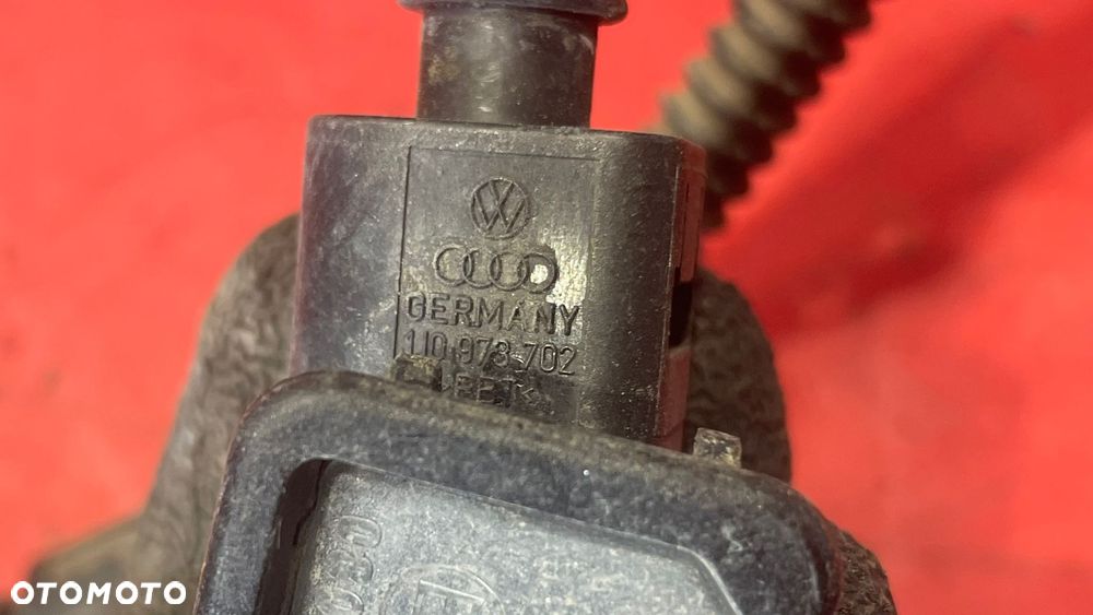 Volkswagen PASSAT B7 GOLF 6 wiazka zderzaka tył z czujnikami 1K8943021 - 2