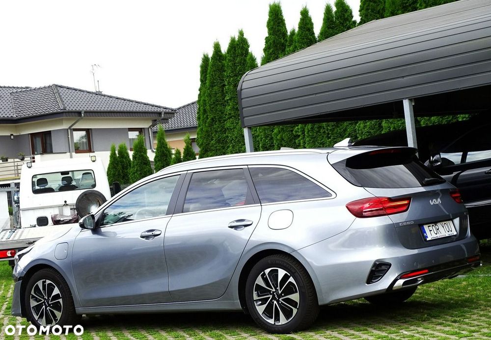 Kia Ceed 1.6 GDI PHEV L Business Line DCT - 9